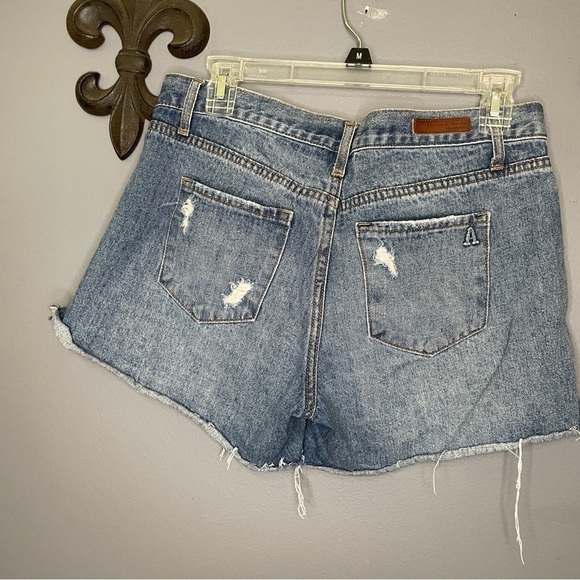 Articles of Society 100% cotton denim distressed cut off shorts size 27 - Picture 3 of 7